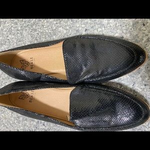 Buckle loafers